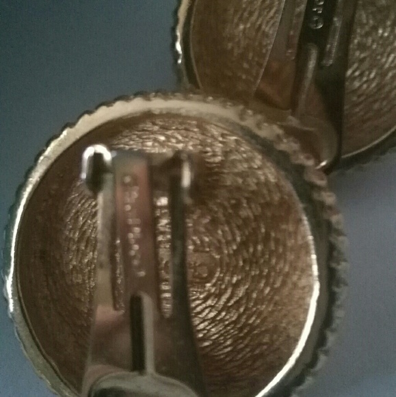 Dior vintage perl earrings/clips - Picture 2 of 2